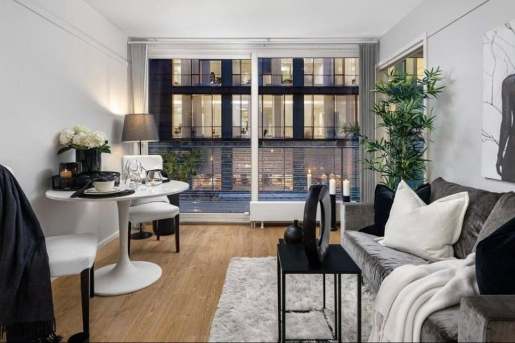Tjuvholmen - Sjoside Hjem Appartamento Oslo Esterno foto